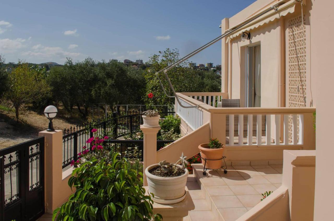 Villa Aretaki Kalamaki  Exterior photo